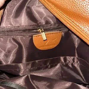 LANYIBAIGEROO Brown Leather Backpack Purse Bag Zipper NWOT lanyibaigeroo | Bags | Nwot Lanyibaigeroo Brown And Gold  main image 3